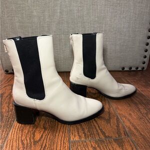 Cream Leather Boots with Back Zipper